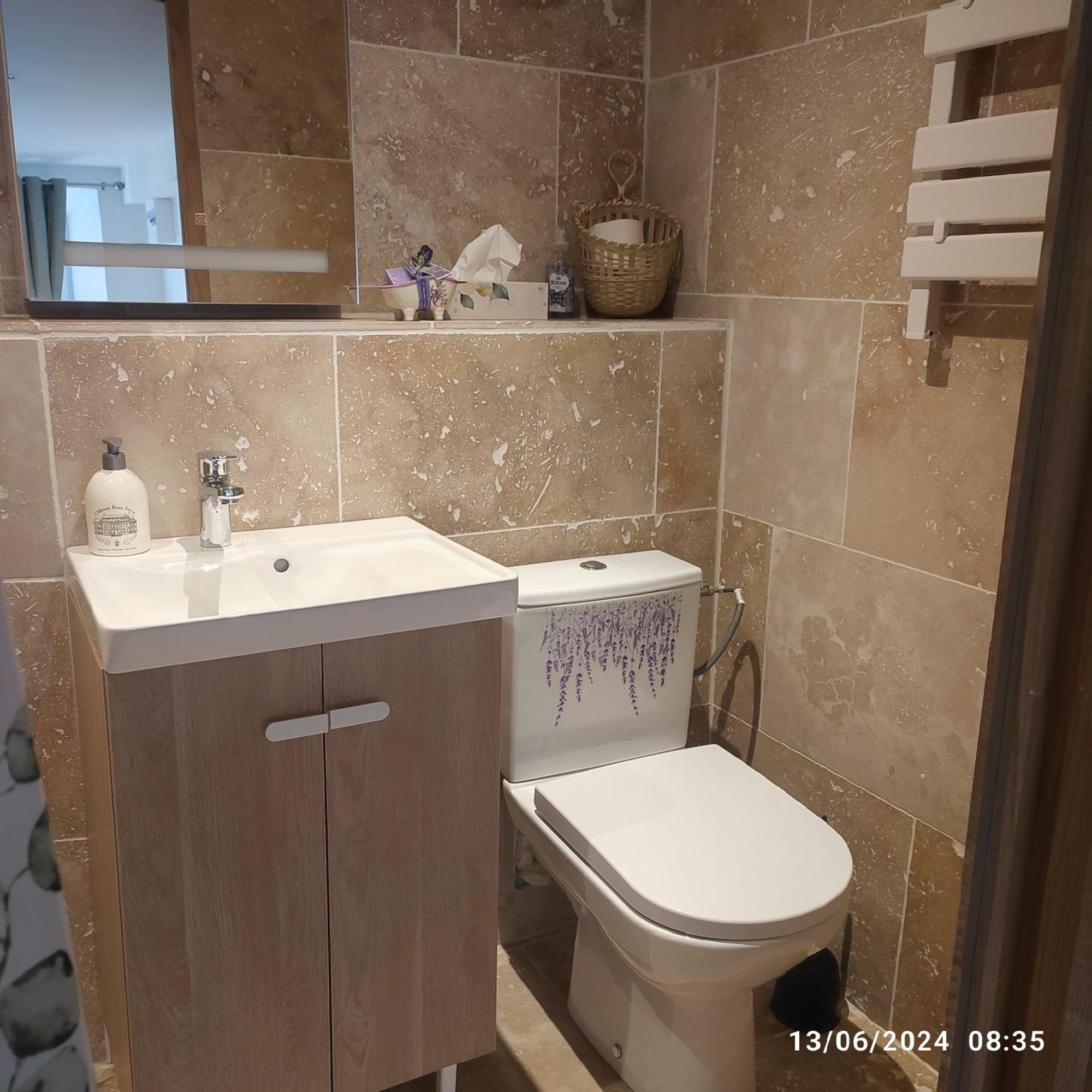 Logement Le Gabian Ampus المظهر الخارجي الصورة